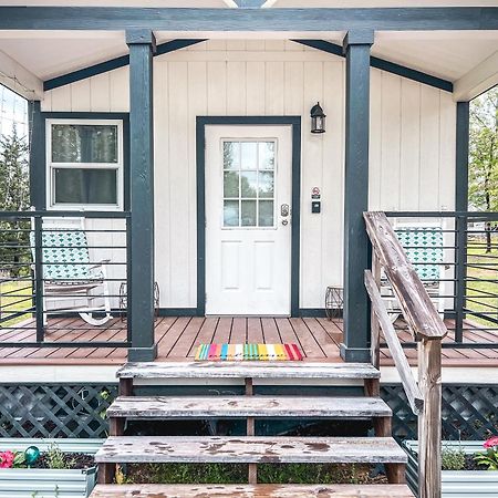 Private Tiny Home Royal Ridge Getaway المظهر الخارجي الصورة